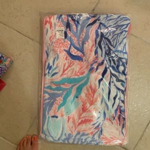 NWT  Lilly Pulitzer towel backpack